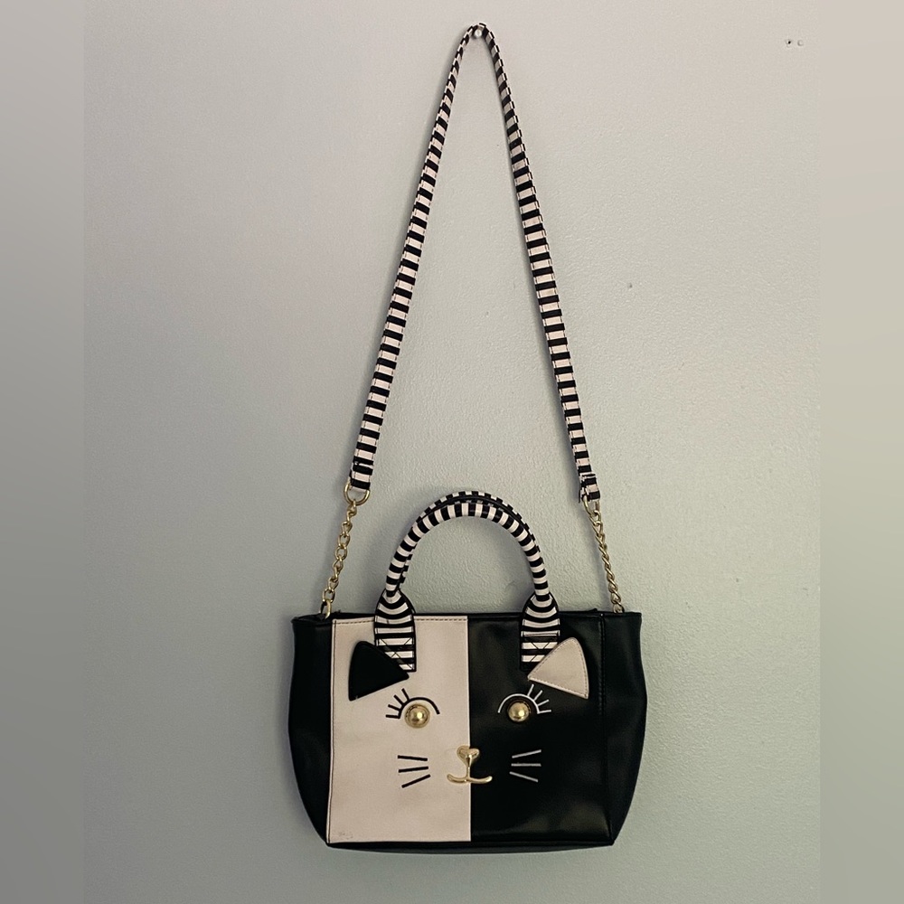 Betsey Johnson Black + White Cat Crossbody Bag